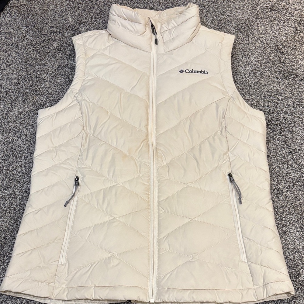 Columbia Off-White Quilted Vest